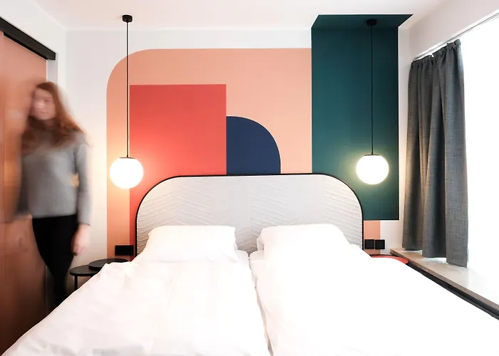 Hotel The Dot | 24/7 Checkin München